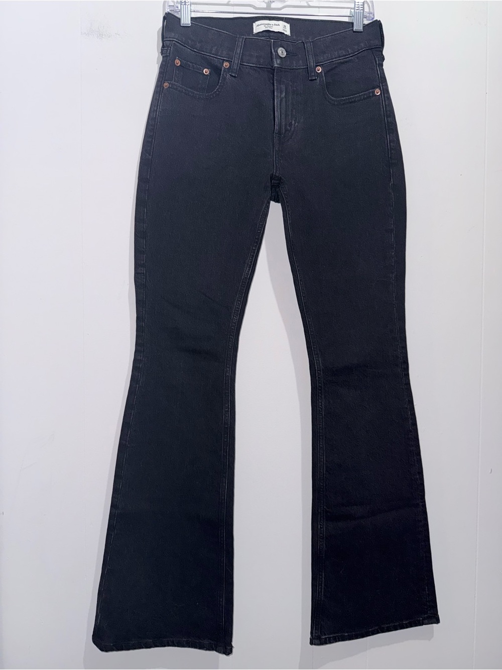 Abercrombie & Fitch Mid Rise Bootcut Jeans Faded Black Size 25S 25 Short
